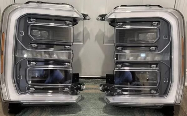 NEW 2023-2025 Super Duty OEM Ford LH & RH Projector Lamps - Image 4